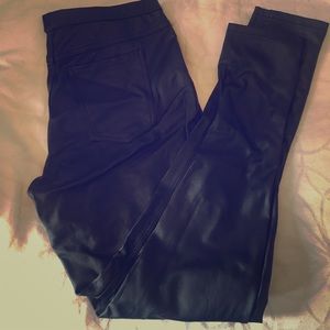 Leatherette leggings