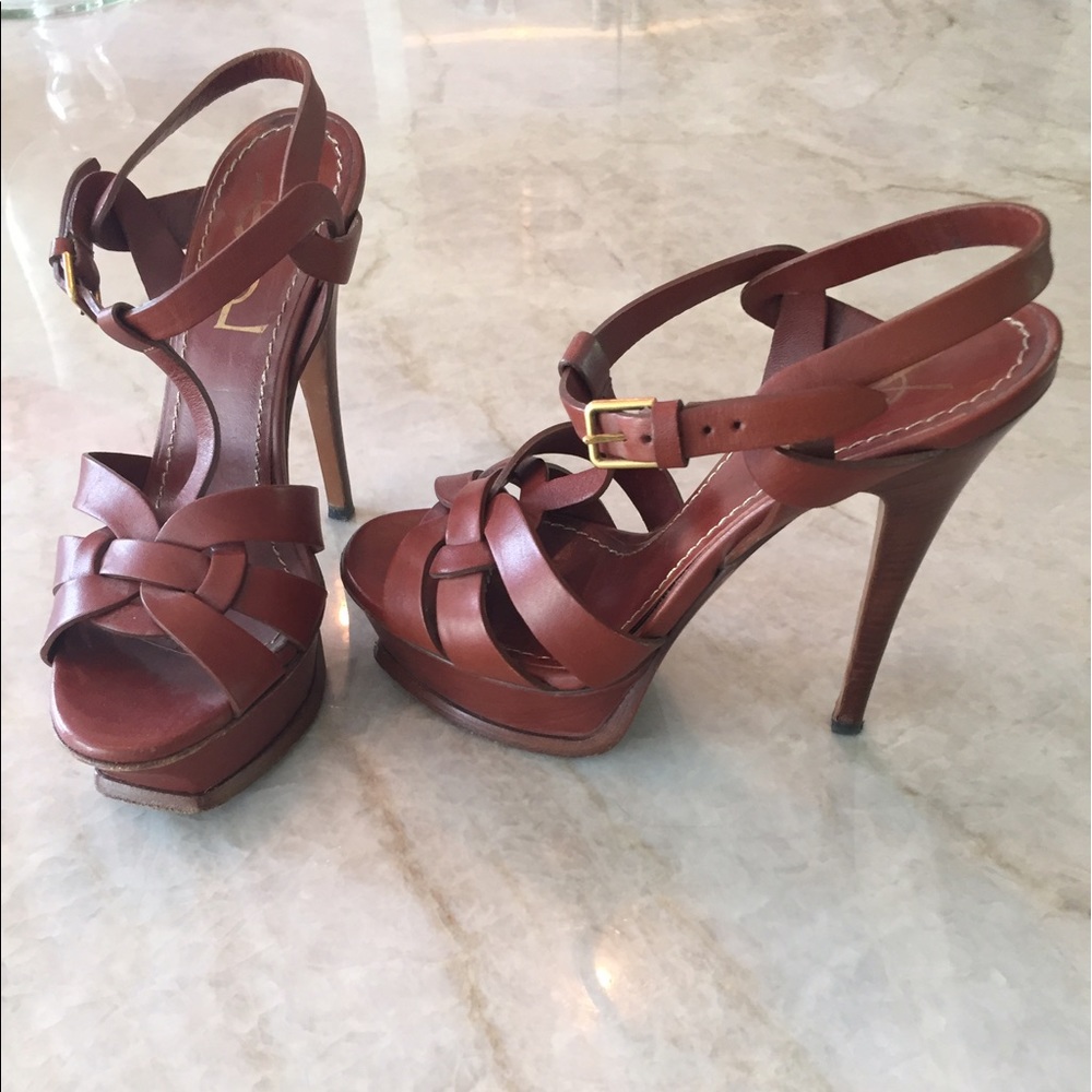 Yves Saint Laurent Tribute leather 140 mm pump