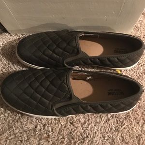 NWOT Mossimo olive quilted slip on sneakers