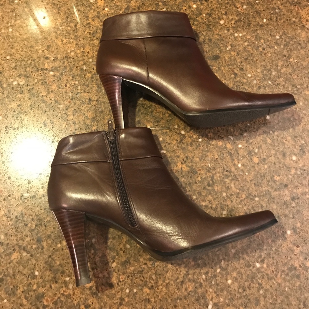 Wine colored booties