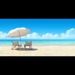 Meet your Posher, Claudia