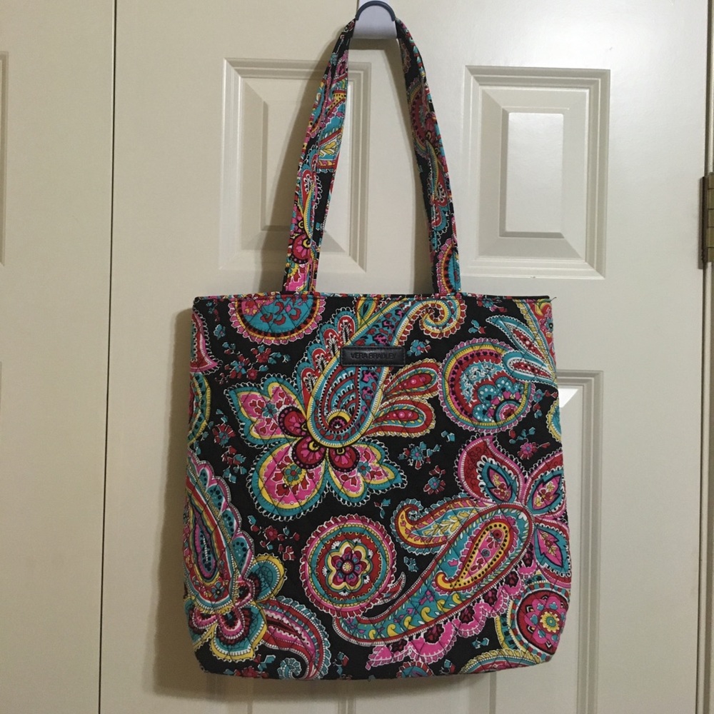 NWT - Parisian Paisley Vera Bradley Tote