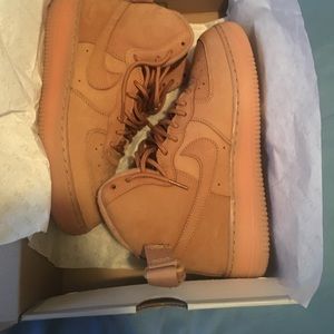 Air Force 1 high Lv8 (Gs)