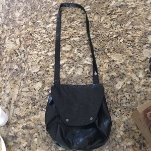 Volcom black crossbody