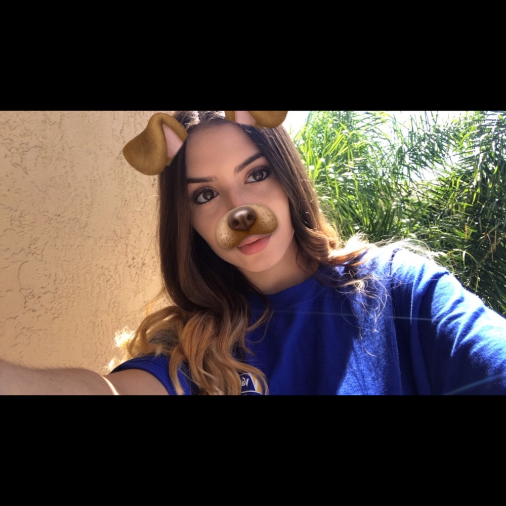 Meet your Posher, Gaby