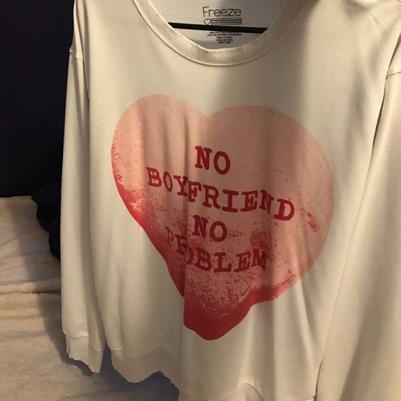 NO BOYFRIEND NO PROBLEM - Picture 3 of 3