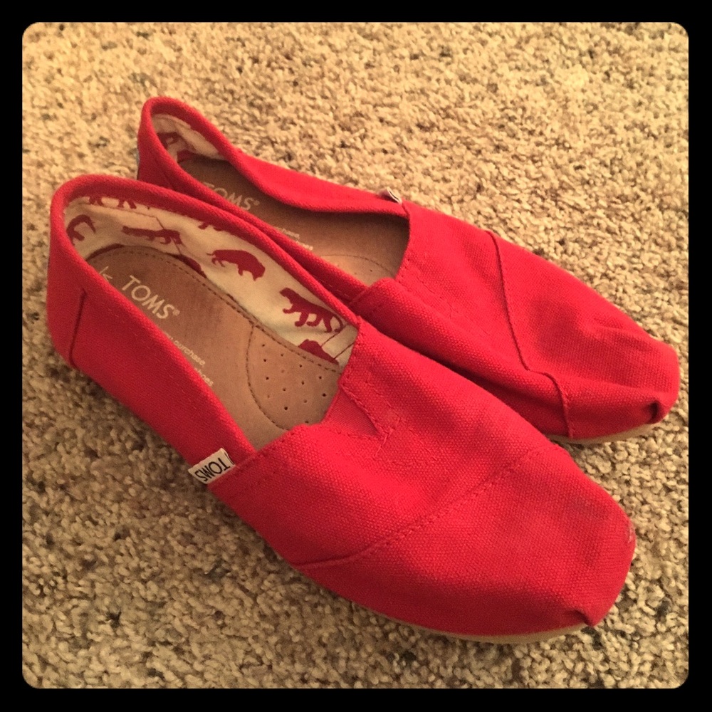 Red Toms