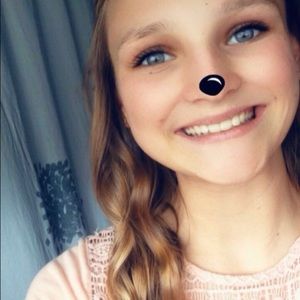 Meet your Posher, Katelyn