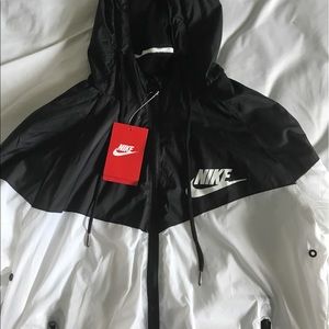 Nike windbreaker | cshop