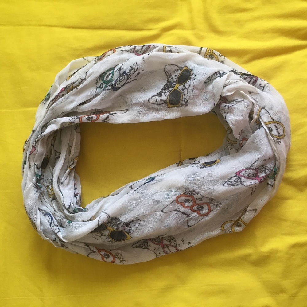 Cute Round Infinity Cream Color Cat Kitty Scarf