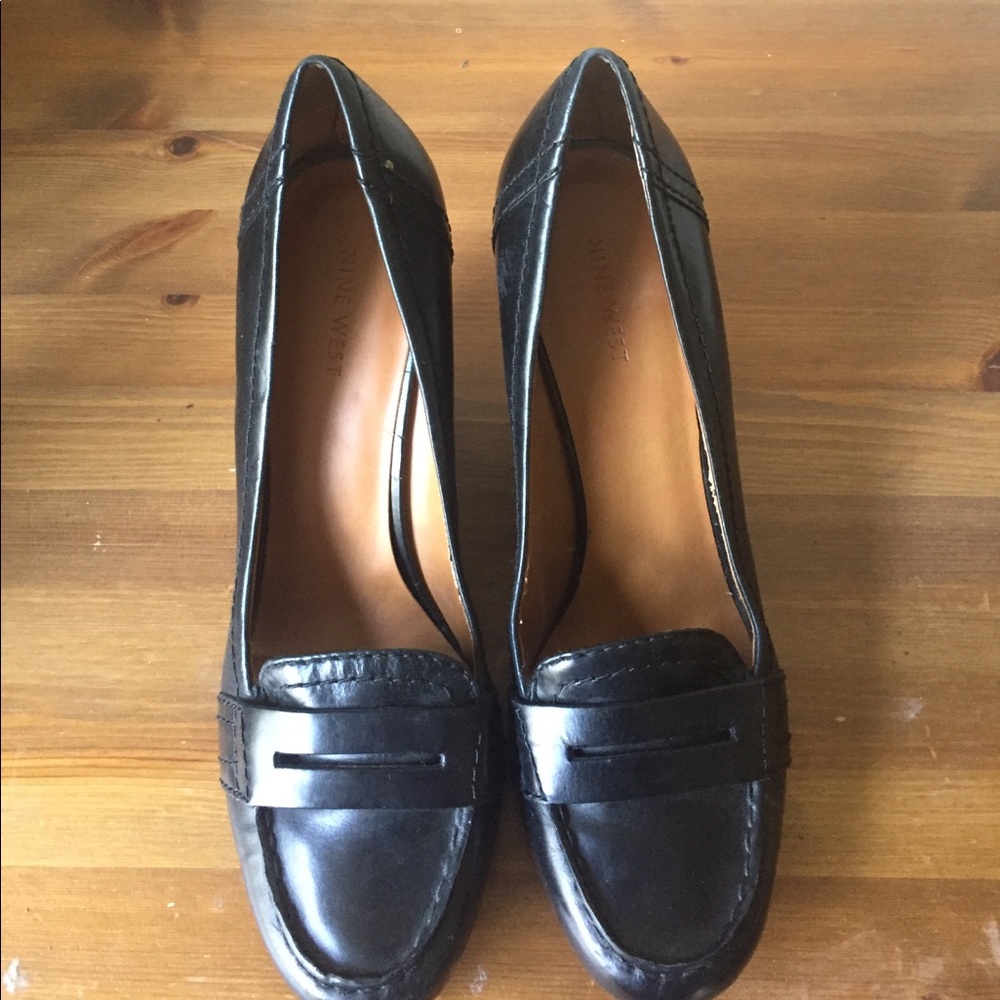 Nine West Wedge Loafer Size 11M