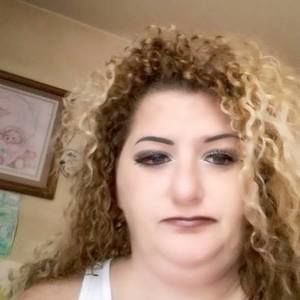 Meet your Posher, Holley