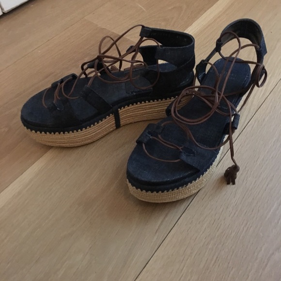 Stuart Weitzman Romanesque Denim Espadrilles - Picture 1 of 4