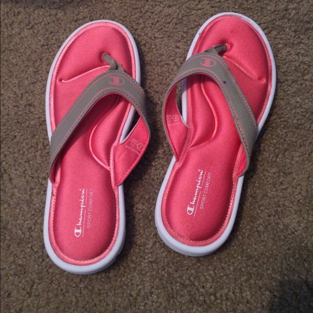 Champion sport comfort flip flops