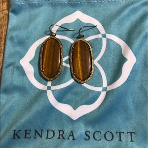 Kendra Scott Elle Earrings in Tiger Eye