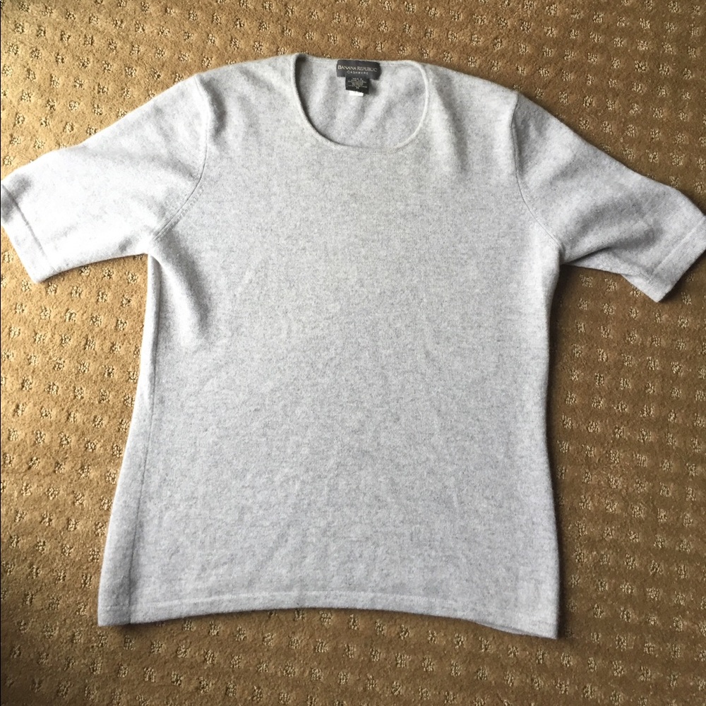 Banana Republic 💯% Cashmere top