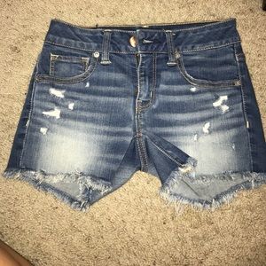 MIDI length super stretch denim shorts