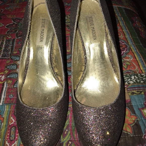 Steve Madden - Picture 2 of 2