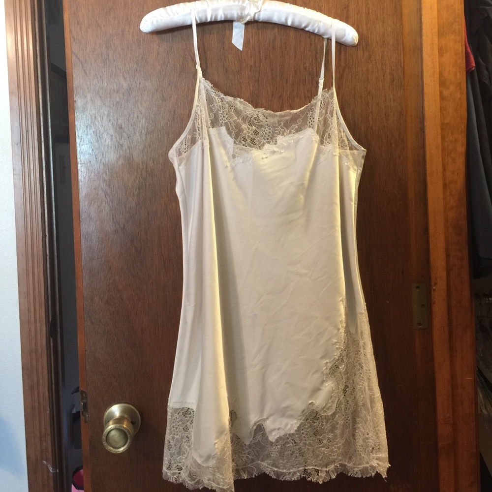 Cabernet night gown