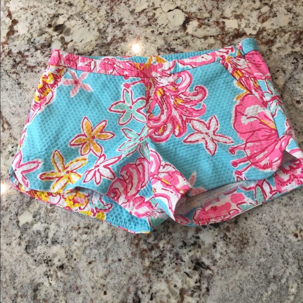 NWT Lilly Pulitzer shorts!!
