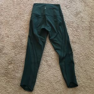 Dark Green Lululemon Crop Leggings Size 6
