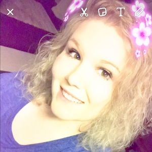 Meet your Posher, Kayla