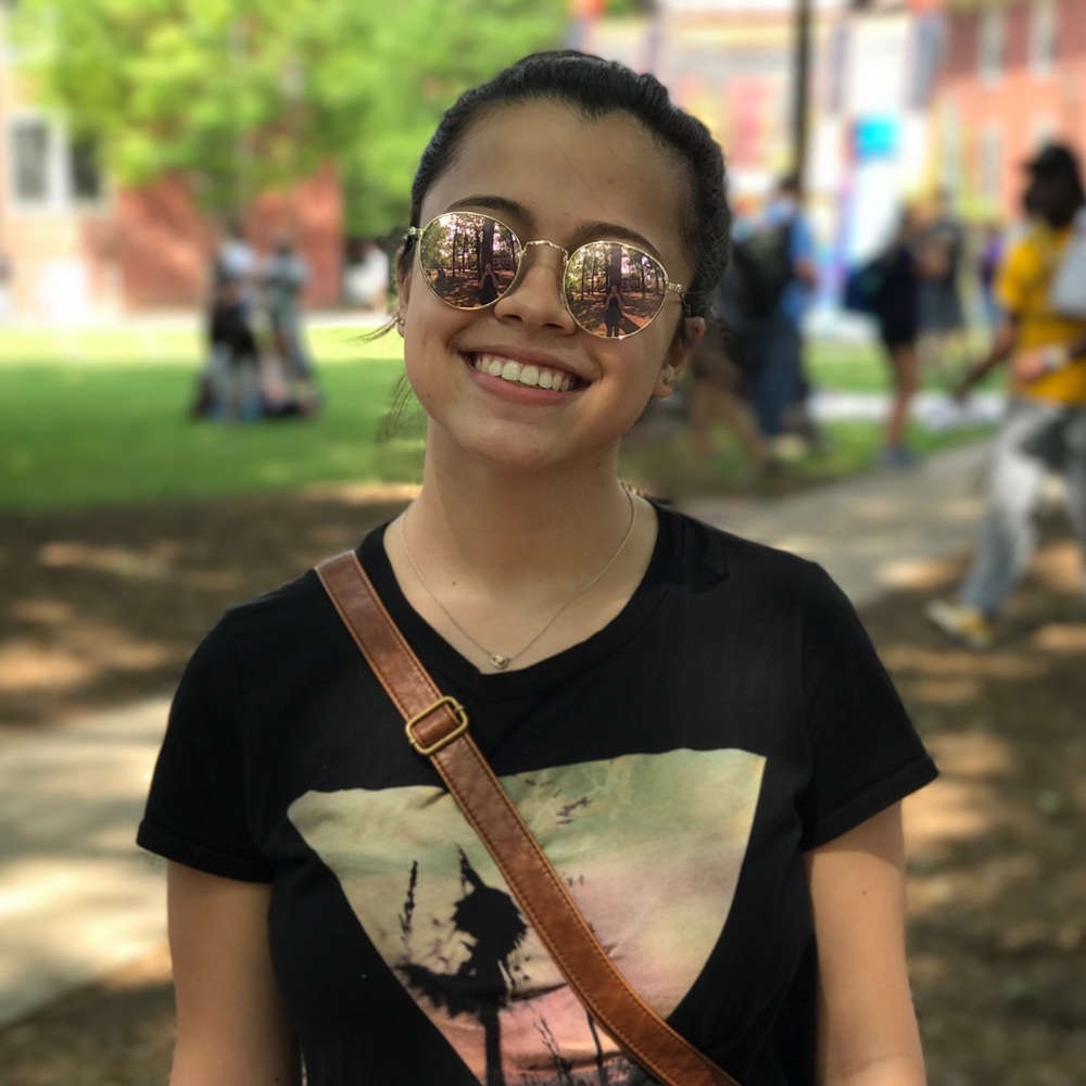 Meet your Posher, Elaina