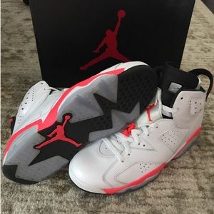 Air Jordan 6 Retro