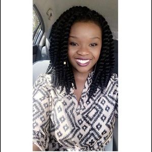 Meet your Posher, Ebony