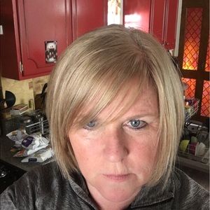 Meet your Posher, Christine