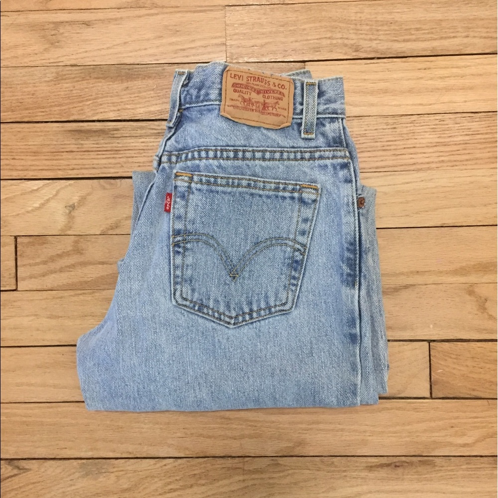 Vintage Levi's 550 high waisted jeans