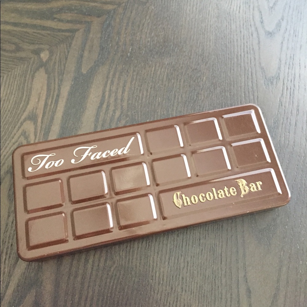 Too faced chocolate bar eyeshadow palette