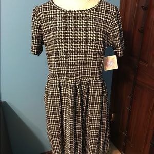 Amelia dress - LuLaRoe