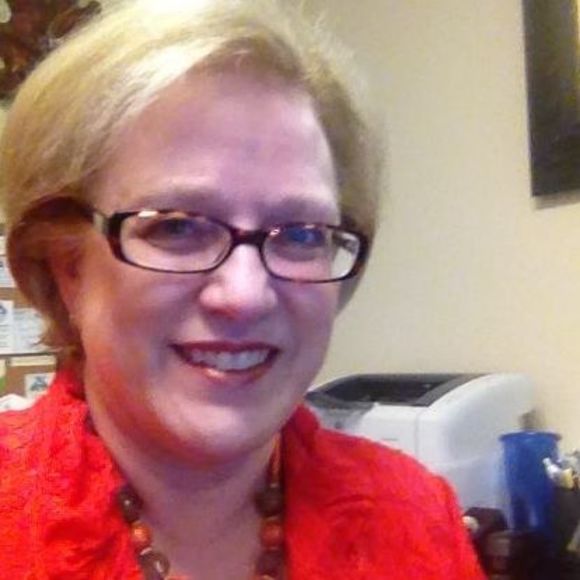 Meet your Posher, Robyn - Picture 1 of 1