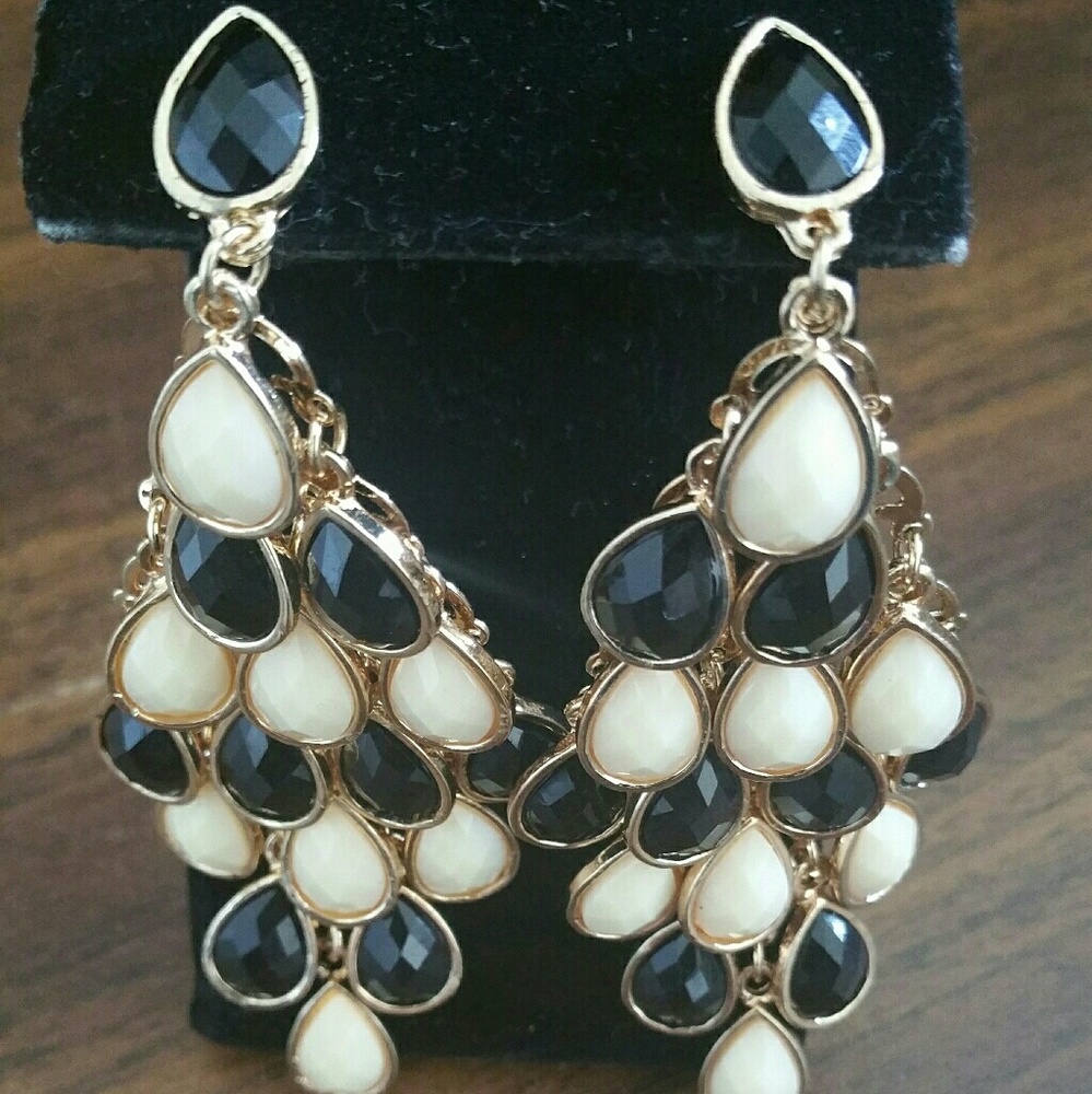 Earrings Set
