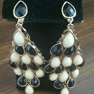Earrings Set