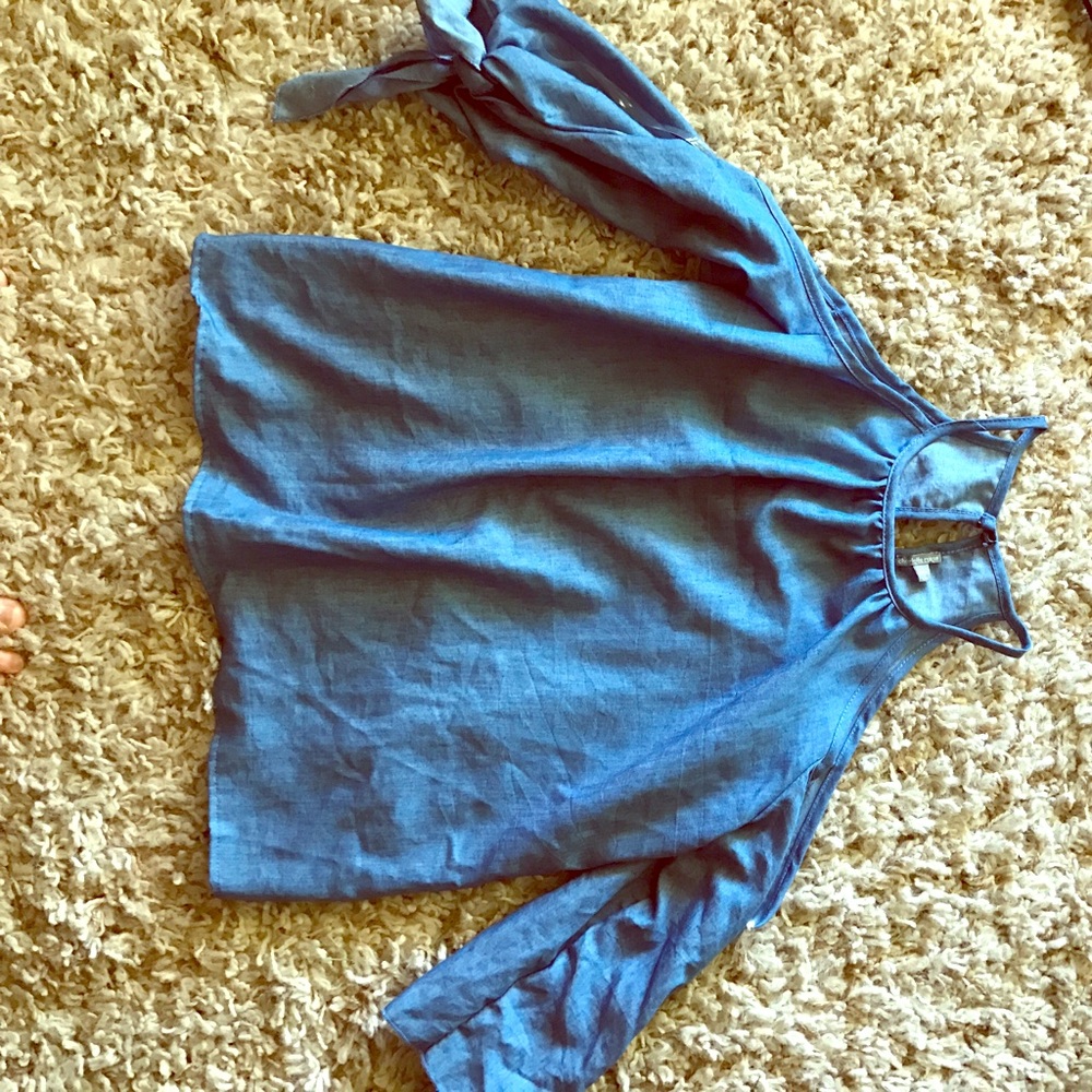 Off shoulder top CHARLOTTE RUSSE