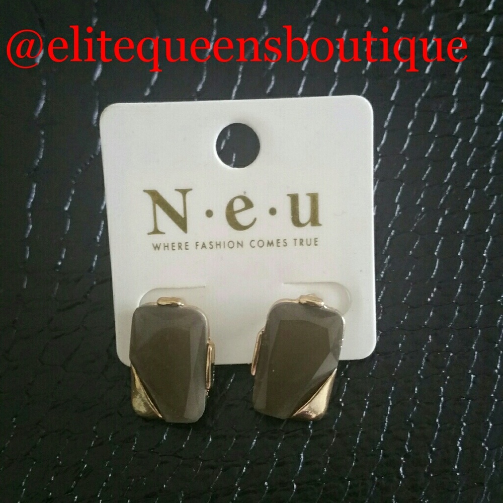 Earrings Set