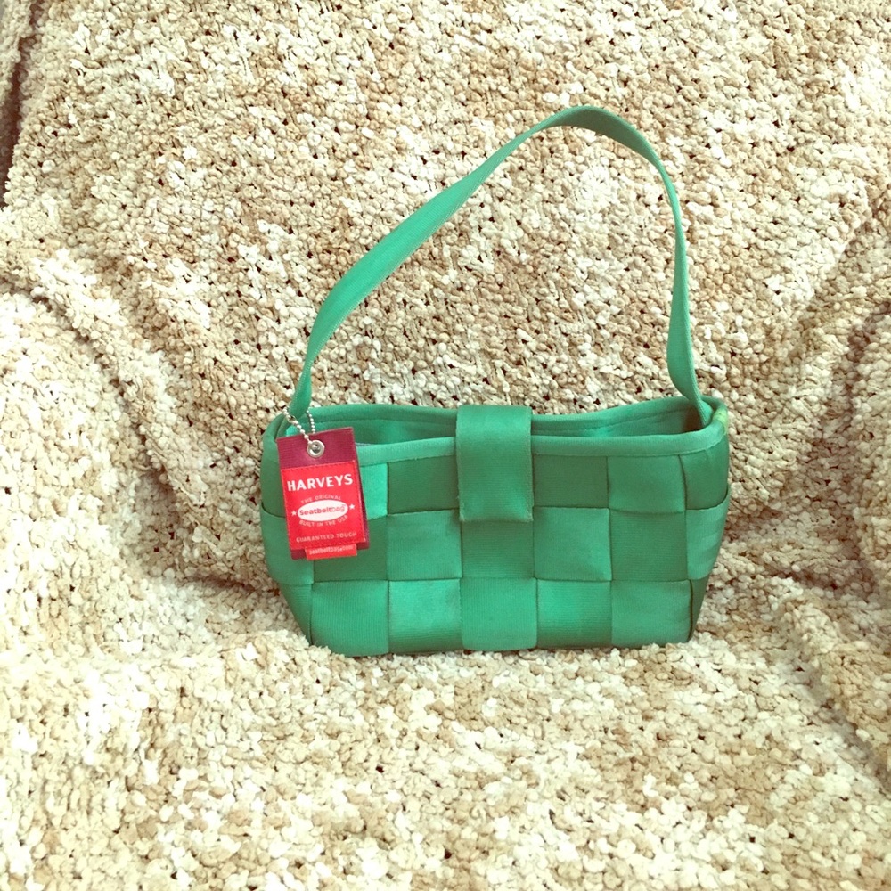 Kelly Green Baguette Seatbeltbag