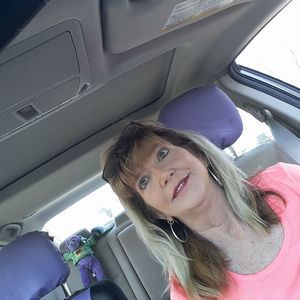 Meet your Posher, Carolyn