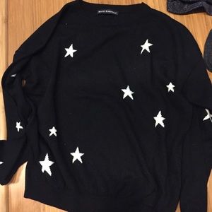 Brandy Melville star Alanis sweater