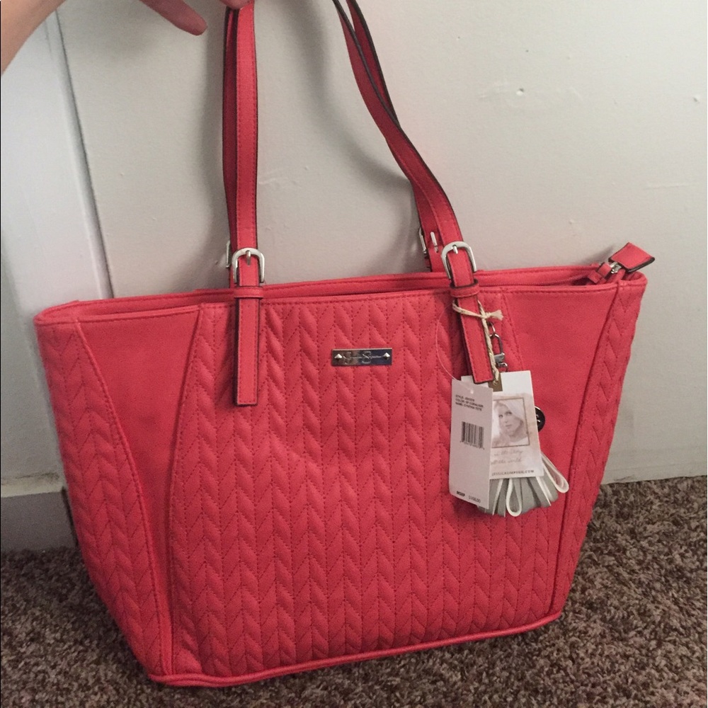 More photos of Jessica Simpson bag