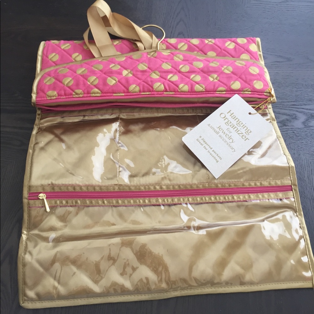 Travel hanging organizer