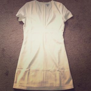 Beautiful thick white low v-neck dress