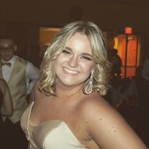 Meet your Posher, Madelyn