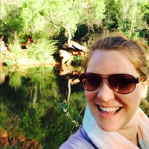 Meet your Posher, Sarah