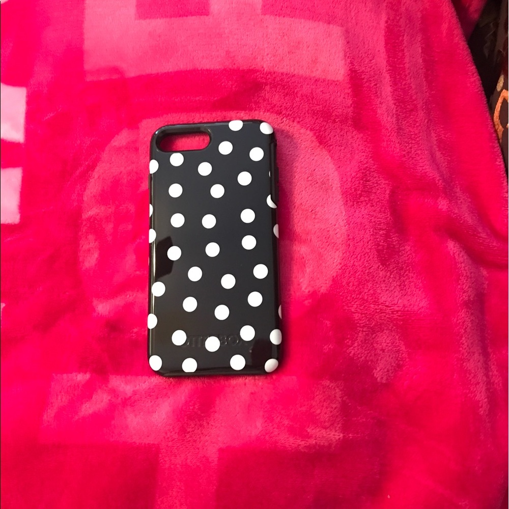 iPhone 7 Plus Otterbox Polka dot case