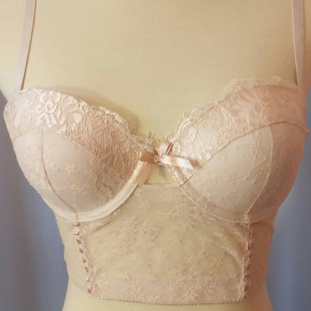 NEW CORSET NWT Cream Forever 21
