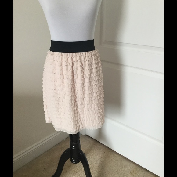 LC Lauren Conrad Dresses & Skirts - Pale peach ruffled skirt 💋
