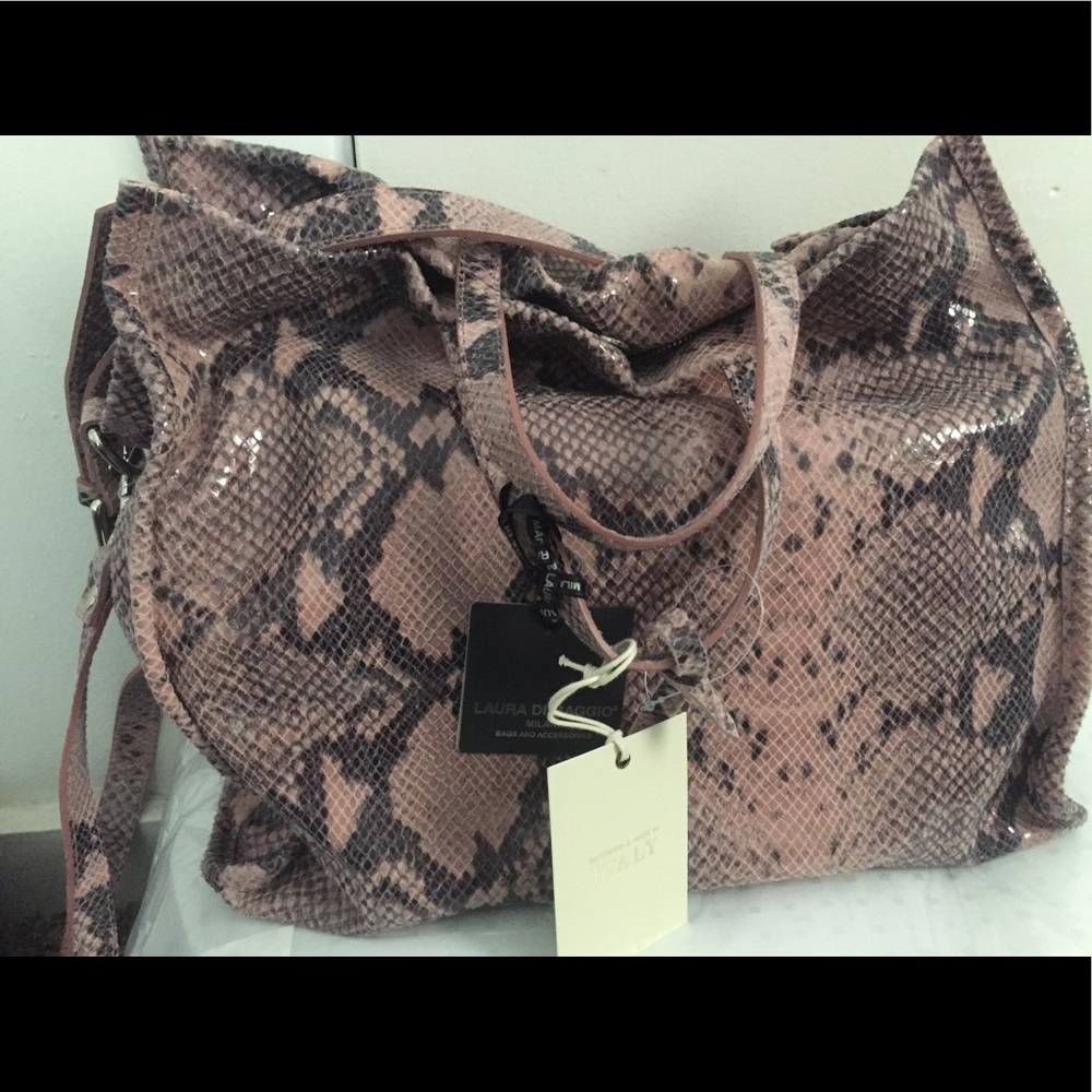 Tonight Only Sale!Beautiful, Leather Handbag.
